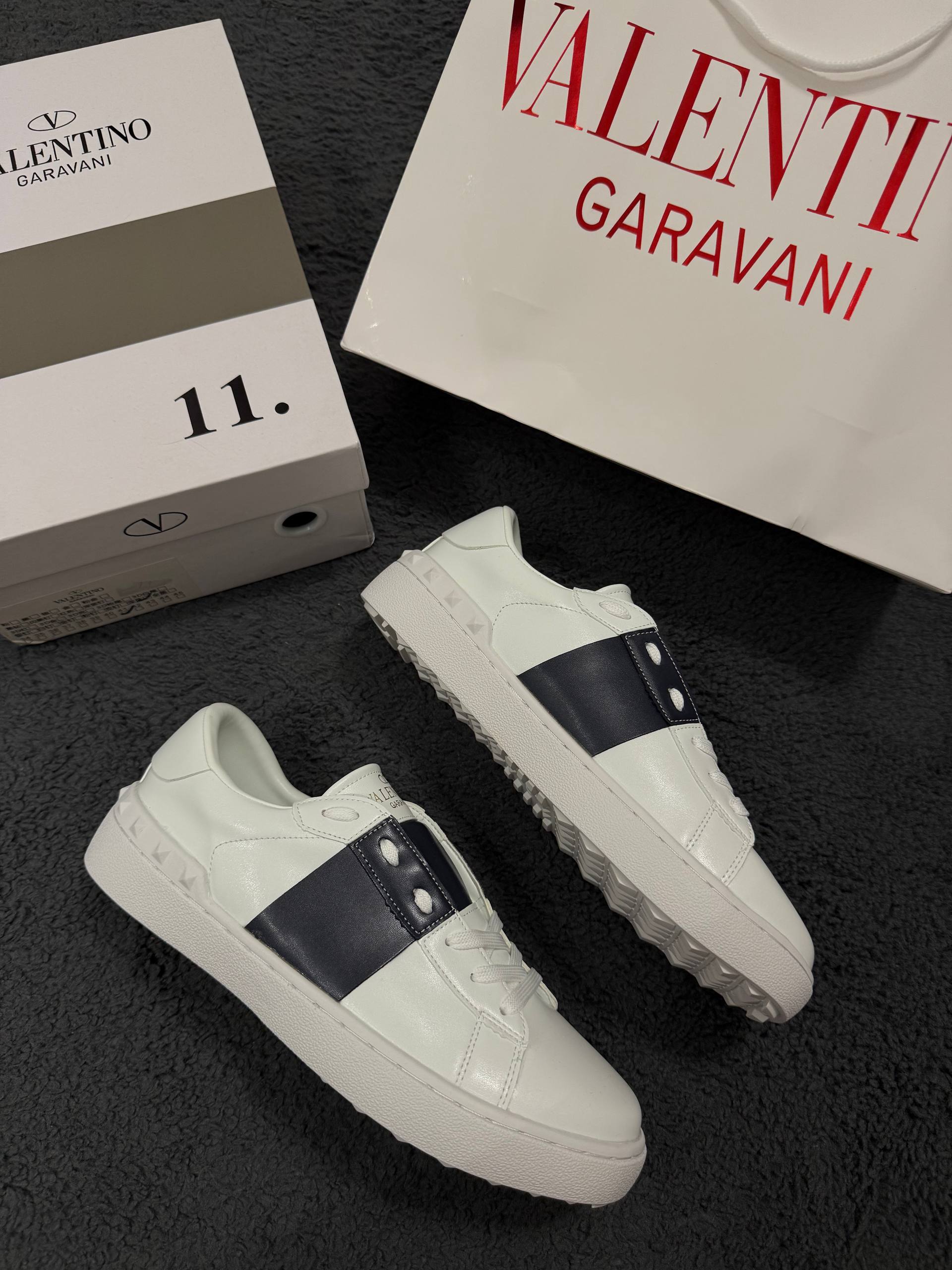 Încălțăminte Valentino