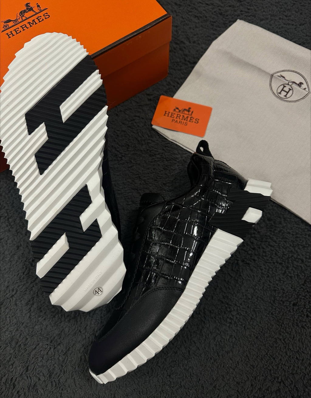 Încălțăminte Hermes