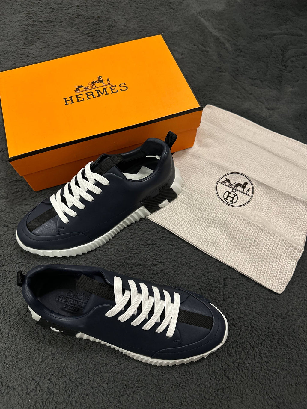 Încălțăminte Hermes