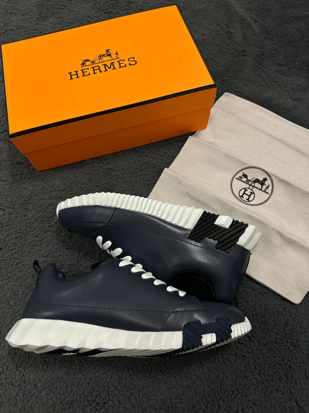 Încălțăminte Hermes
