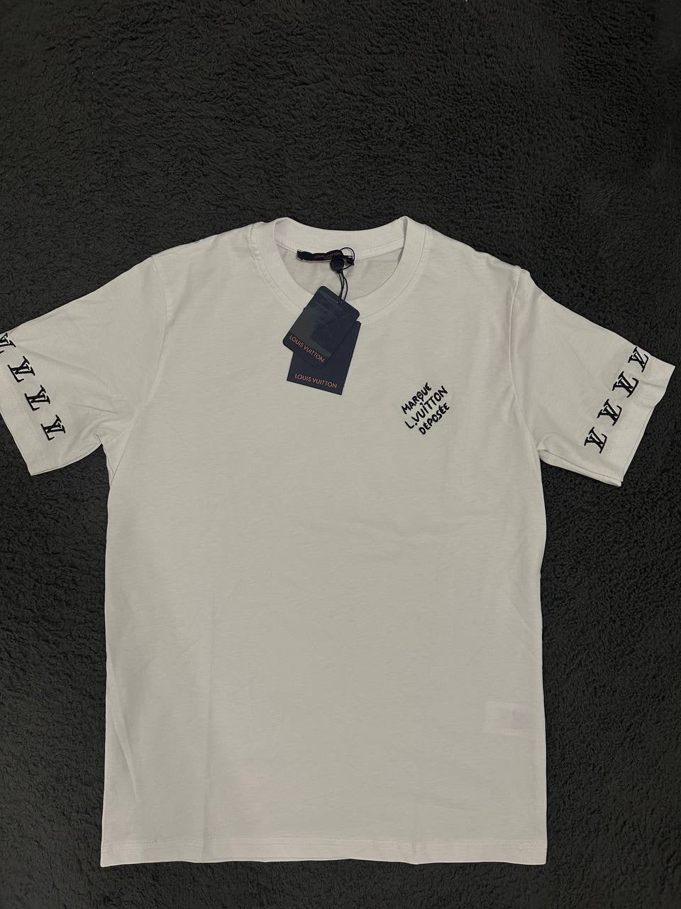 Tricou LV