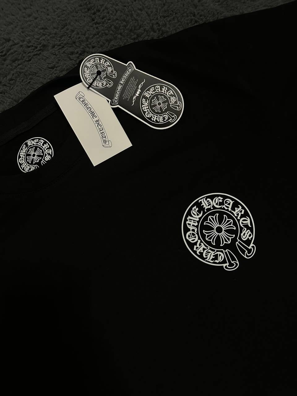 Tricou CH