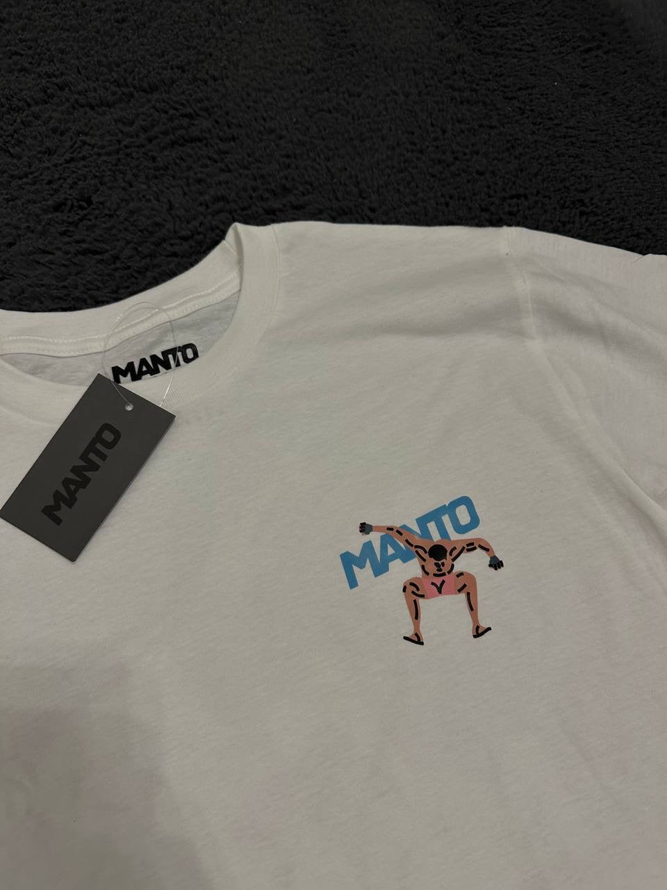 Tricou Manto