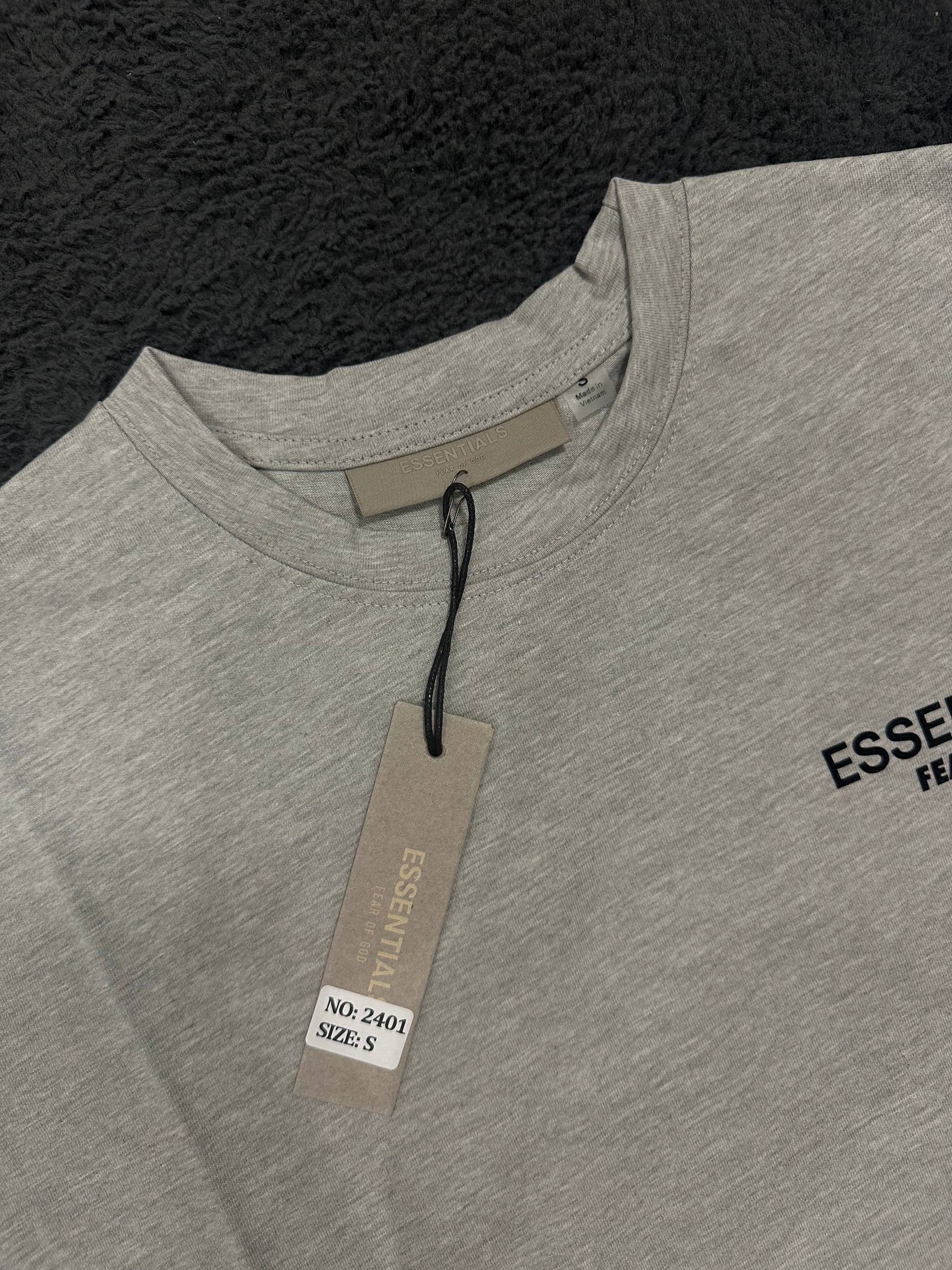 Tricou Essentials