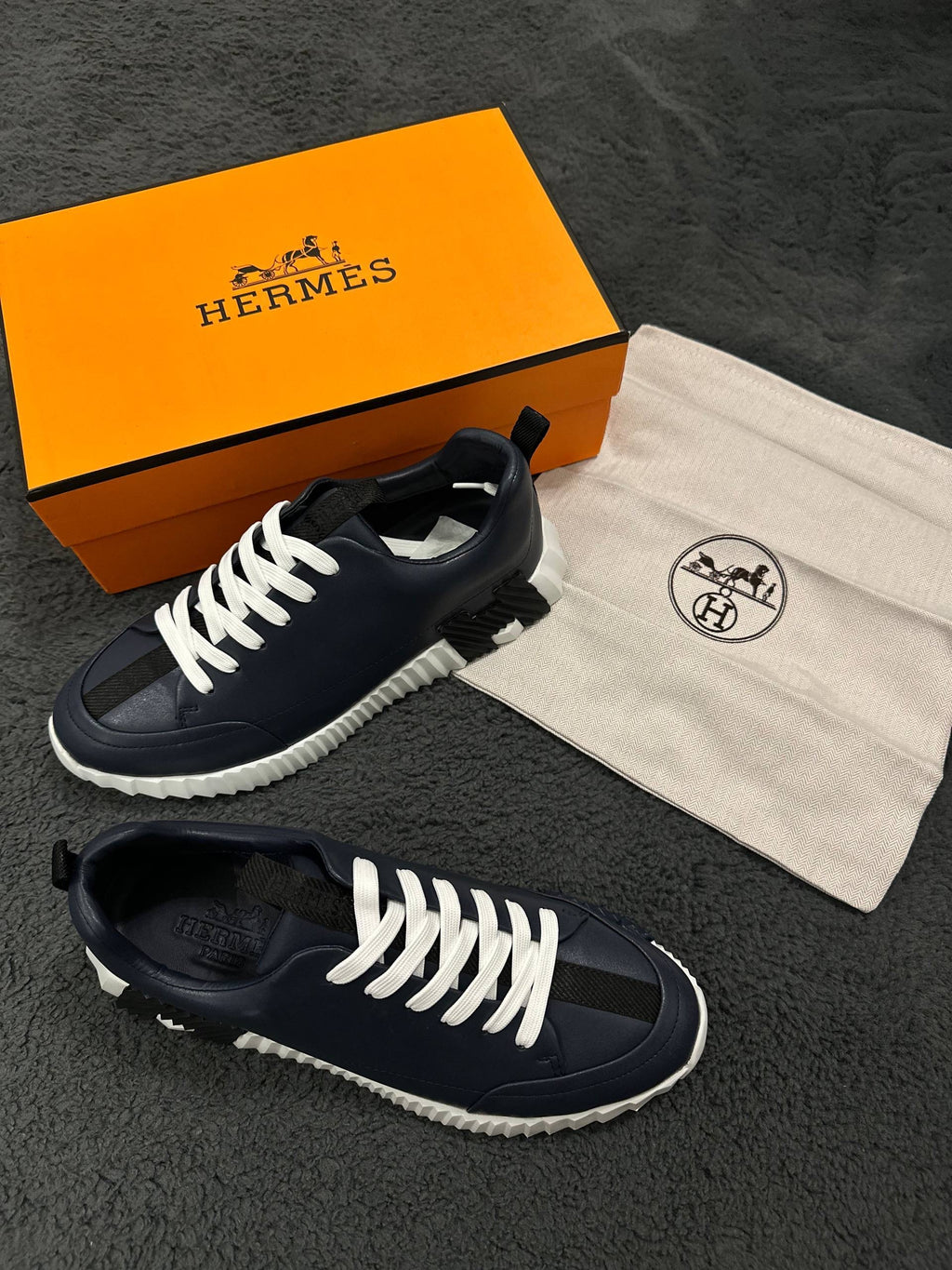 Încălțăminte Hermes