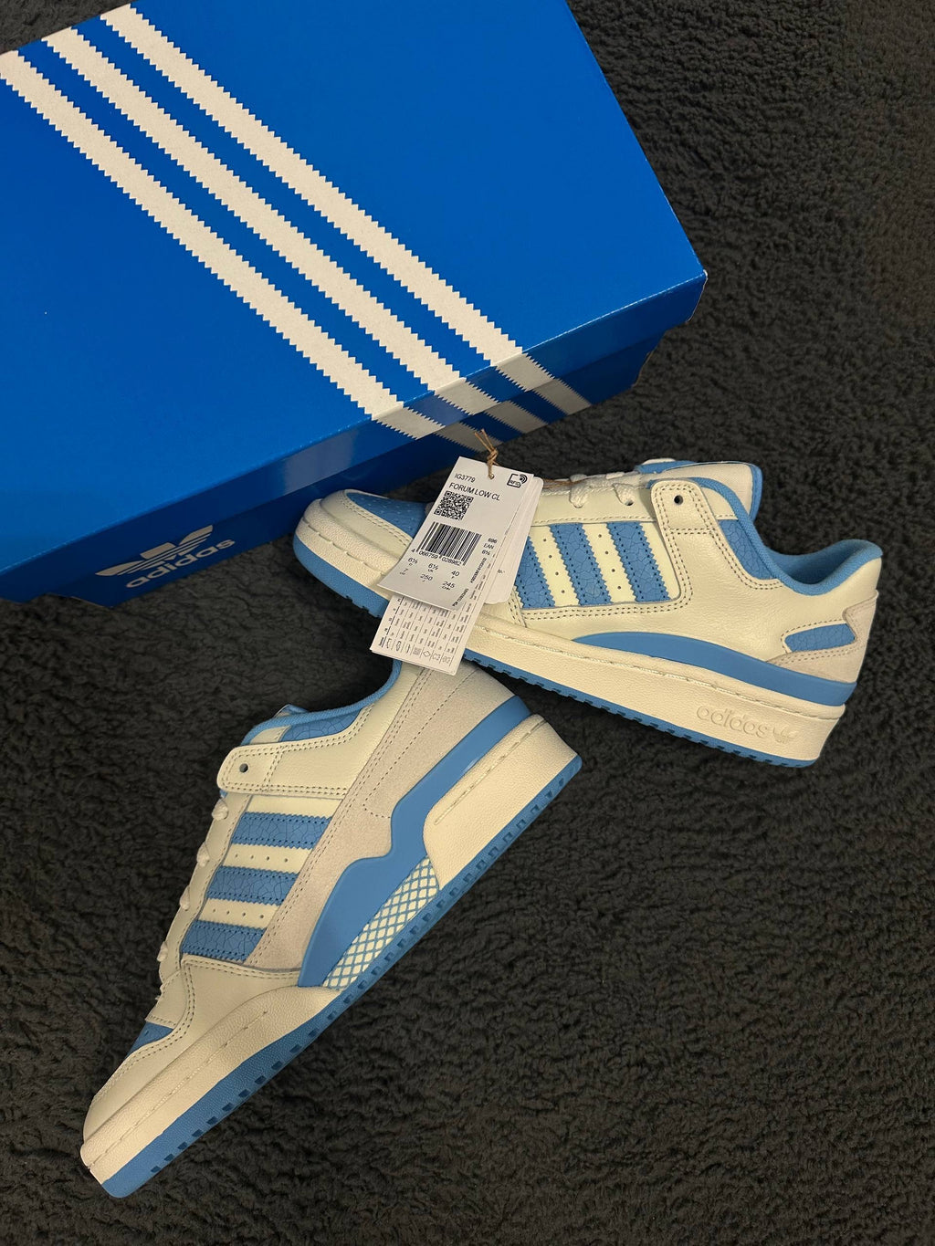 Adidas Low Forum