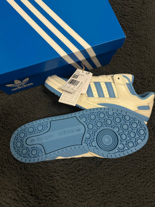 Adidas Low Forum