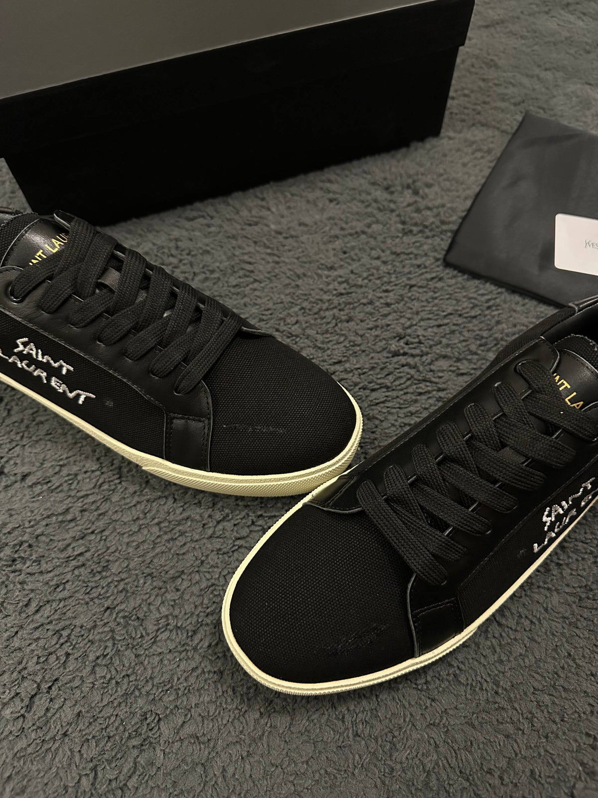 Saint Laurent