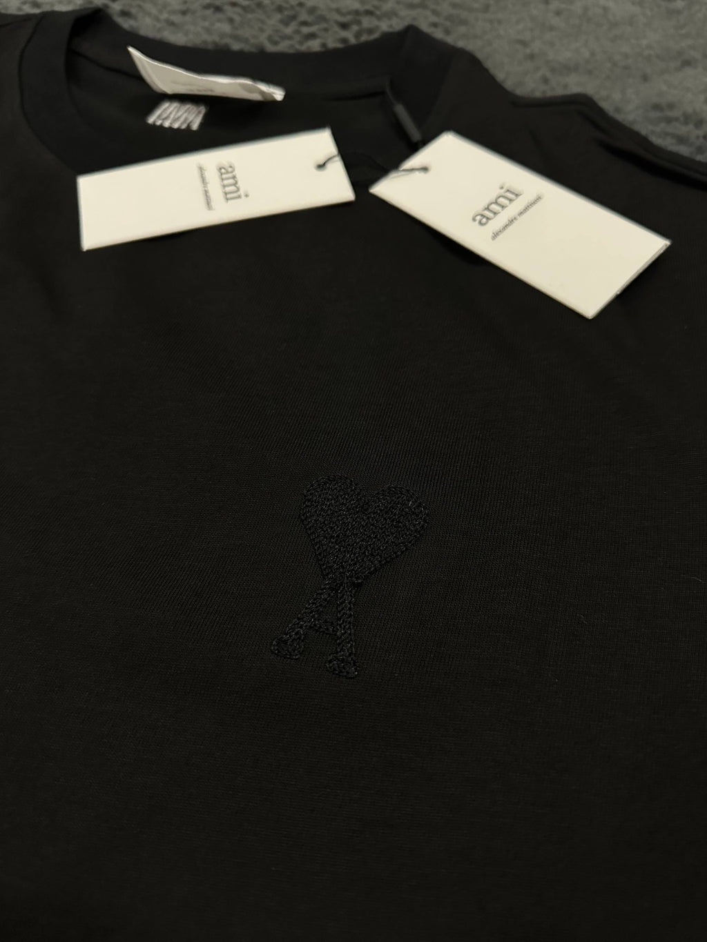 Tricou Ami