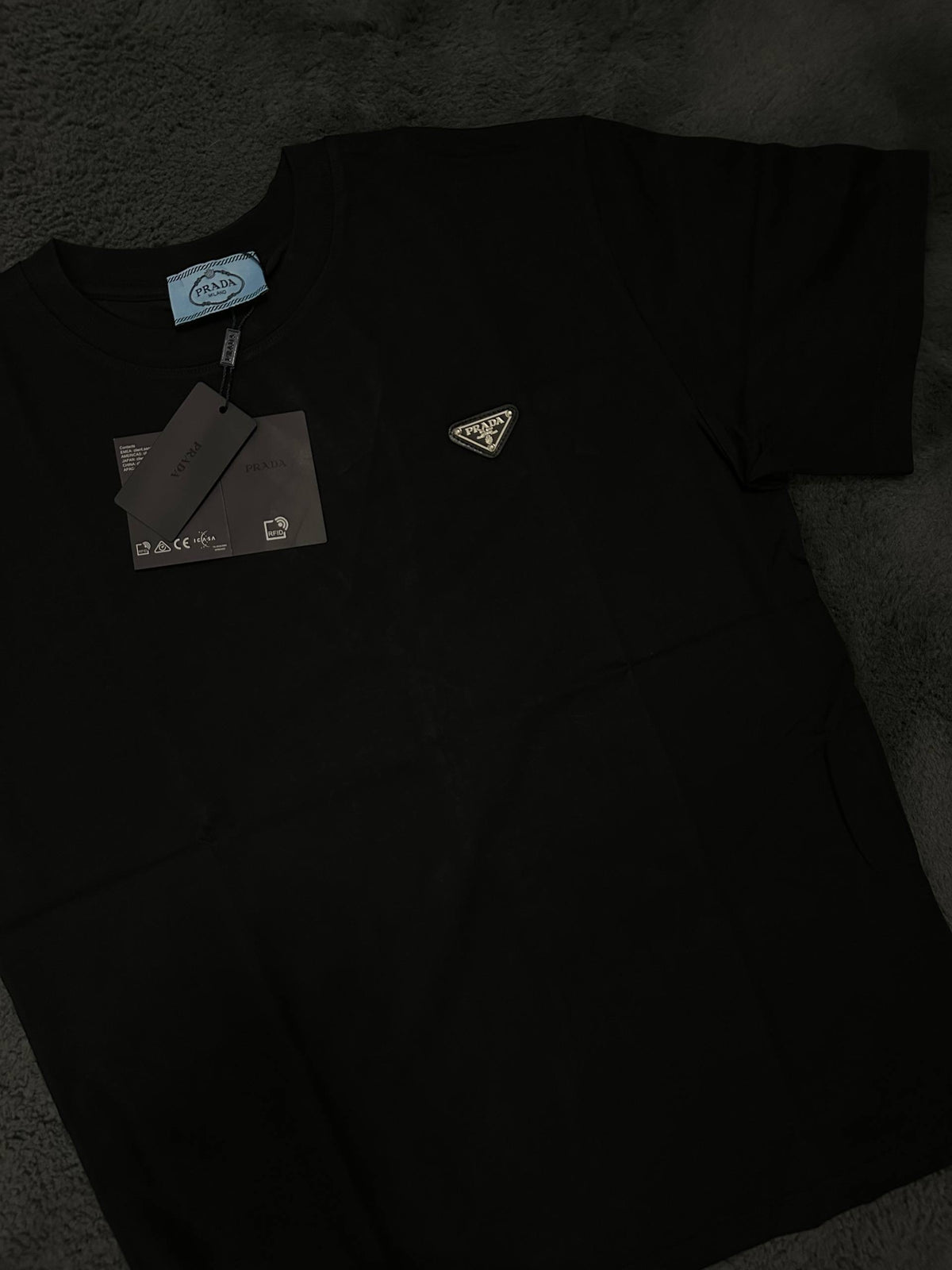 Tricou Prada