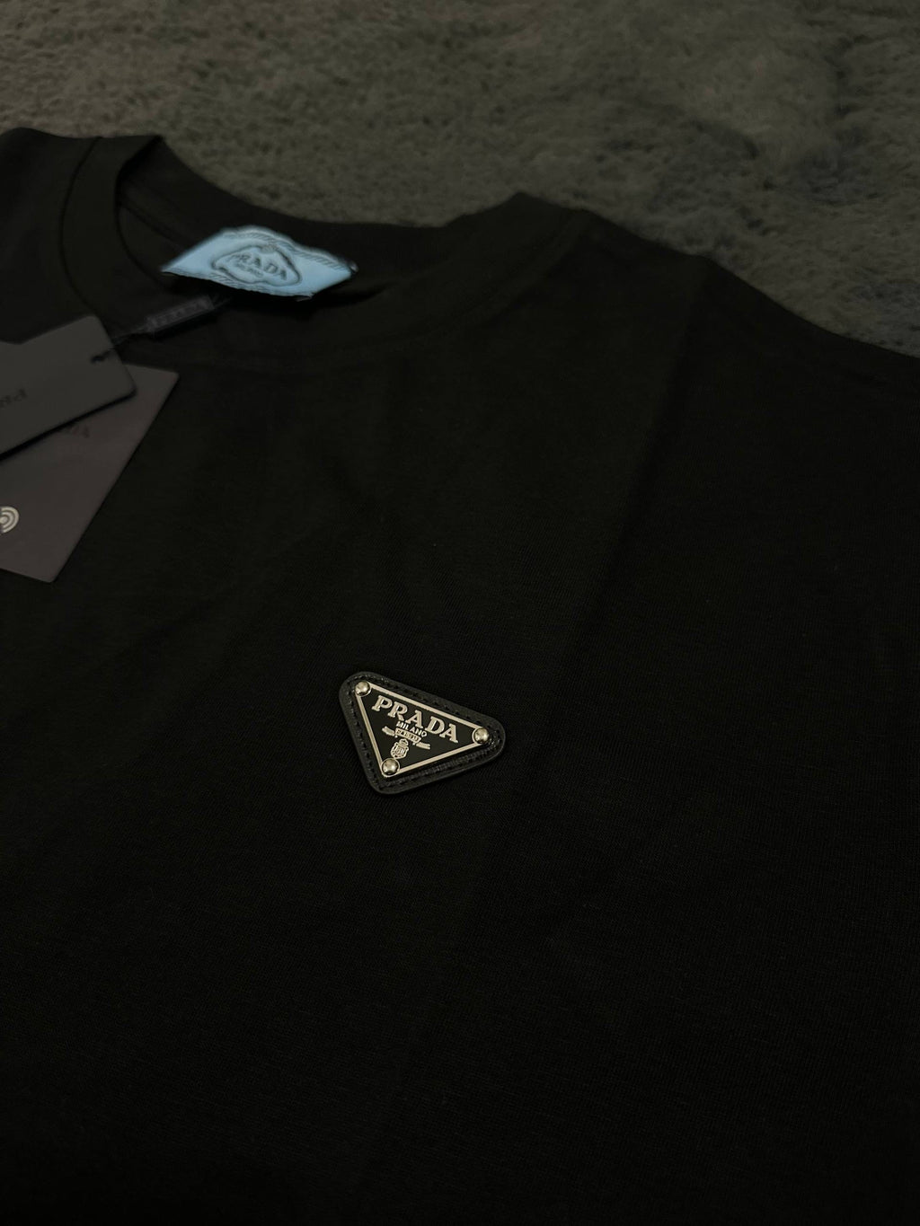 Tricou Prada