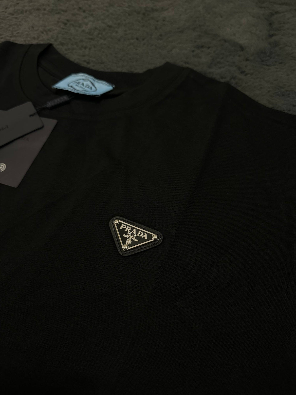 Tricou Prada