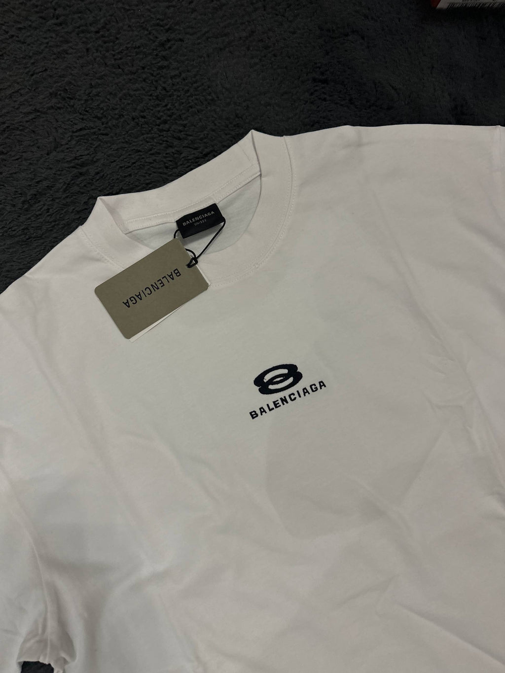 Tricou Balenciaga